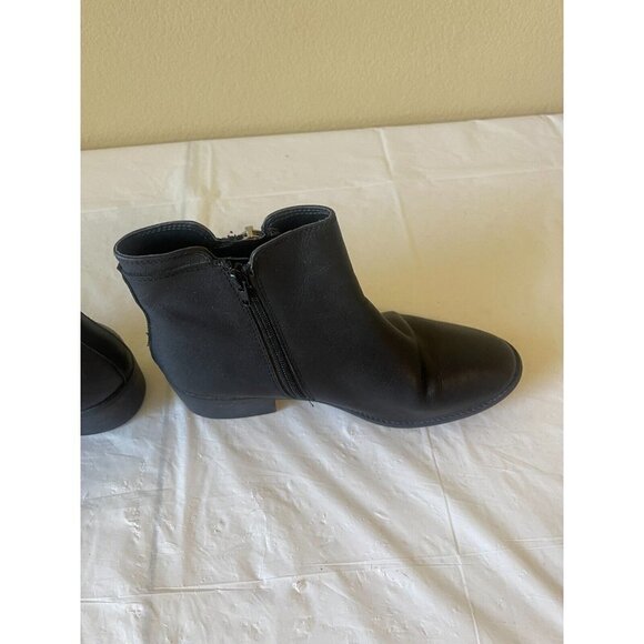 Woman's Boots Steve Madden leather Boot Size 8 zip "True" - Picture 13 of 16